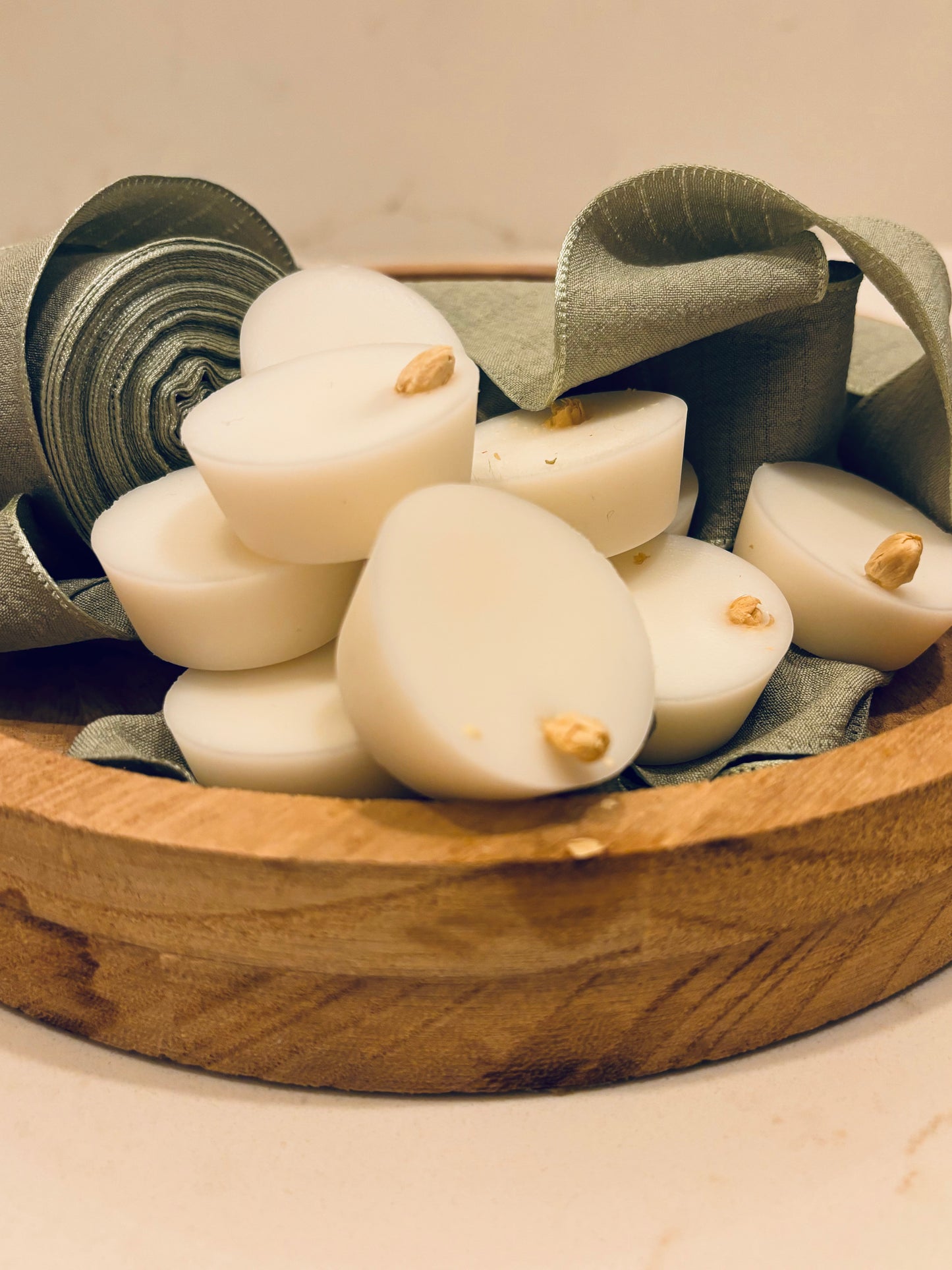 Pear & Freesia wax melts